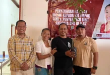 Reses ke Buleleng, Ni Luh Djelantik Salurkan 2.040 Bibit Pohon Kepada Masyarakat