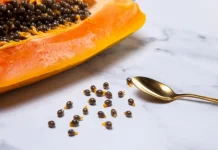 Superfood Tersembunyi: Mengungkap Khasiat Biji Pepaya