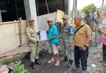 Satpol PP Jembrana Sidak Dua Bangunan di Melaya