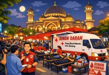 Donor Darah PMI Ramai di Depan Masjid Agung Jami' Singaraja