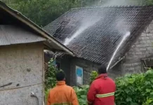 Rumah Warga Berangbang Ludes Terbakar, Kerugian Rp115 Juta