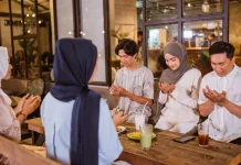 Bukber, Tradisi Pererat Silaturahmi saat Ramadan