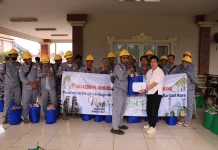 PT GEB Bagikan Bingkisan Nyepi dan Idul Fitri Karyawan