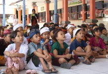 Diskominfosanti Buleleng Edukasi Siswa SDN 4 Kaliuntu Bijak Bermedsos