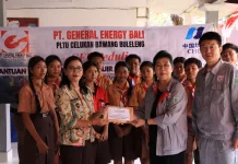 PLTU Celukan Bawang Bantu Siswa Terdampak Banjir Bandang Banjar
