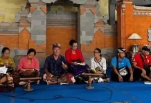 Menjaga Bahasa Ibu di Rumah Sendiri