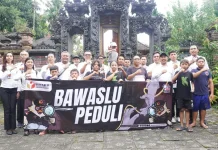 Bawaslu Buleleng Gelar Aksi Sosial di Panti Asuhan Sawan