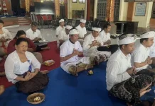 Purnama Kedasa, Sucikan Diri Jasmani Rohani