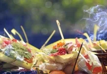 Makna Sabuh Mas Hari Syukur Kekayaan Umat Hindu