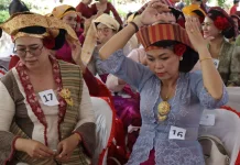 Hari Kartini Buleleng Diisi Lomba Tradisional dan Aksi Sosial