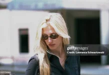 Perjalanan Karier Carolyn Bessette hingga Jadi Ikon Minimalisme Fashion Amerika