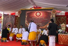 Aguron-guron Sistem Pendidikan Tradisional Pembentuk Karakter