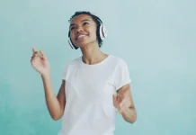 Mendengarkan Musik Berulang, Cara Sederhana Jaga Mood dan Ketenangan