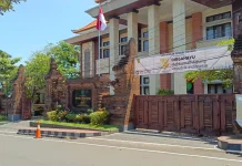 Jaksa Tuntut Dua Terdakwa Vandalisme Bendera 6 Bulanp