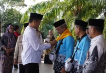 Bupati Jembrana Lepas 90 CJH, Pemkab Tambah Bantuan Akomodasi