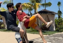NCT 127 Kunjungi Bali, Penggemar Heboh Sambut Kedatangan Mereka