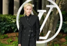 Felix Stray Kids Hadiri Louis Vuitton Cruise 2027 Show di New York