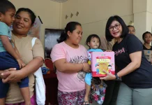GOW Buleleng Salurkan Makanan Tambahan untuk Ibu Hamil dan Balita di Sambirenteng
