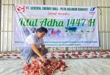 PLTU Celukan Bawang Salurkan 24 Hewan Kurban untuk Warga