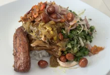 Nasi Ayam Guling: Kuliner Kaya Rempah Menggugah Selera