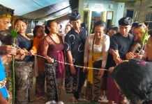 Upacara Mapegat Simbol Suci Pemutus Hubungan Duniawi