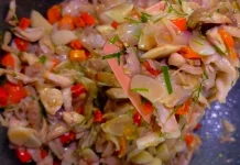 Resep Rumahan Ayam Suwir Sambal Matah, Pedas Segar dan Mudah Dibuat