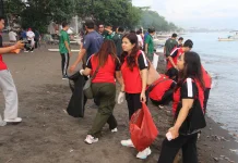 Pemkab Buleleng Libatkan Warga Bersihkan Empat Pantai Serentak