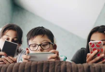 Tips Mengatur 'Screen Time' Anak agar Tidak Mengganggu Tumbuh Kembang