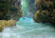 Pantai Suluban, Surga Tersembunyi di Balik Tebing Bali