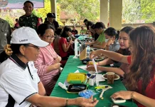 Hari Bakti Dokter Indonesia ke-118, IDI Buleleng Layani Warga Desa Gobleg