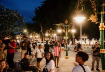Pembangunan Capai 90 Persen, 75 Lampu Trotoar Kini Terangi Titik Nol Kota Singaraja