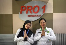 Yadnya Seorang Ibu Tercermin dari Pengorbanan tanpa Pamrih