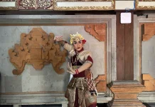 Panggung Kebanggaan Seniman Bali: Merawat Jiwa Seni di Pesta Kesenian Bali