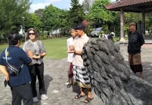 Pesepeda Asal Iran Tiba di Jembrana, Bawa Pesan Perdamaian di Lintas Asia