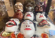 Topeng Simbol Watak  Manusia dan Warisan Leluhur yang Tak Boleh Pudar