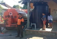 BPBD Buleleng Salurkan 10.000 Liter Air Bersih untuk Warga Desa Jagaraga