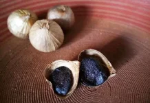 Cara Mengonsumsi Black Garlic Tunggal yang Aman dan Tepat