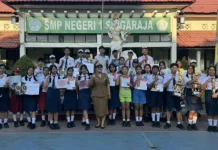 Spensaraja Awali Pekan Dengan Semangat Nasionalisme dan Apresiasi Prestasi