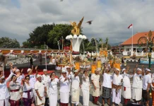Praja Mandala Singa Ambara Raja Resmi Disucikan lewat Karya Agung