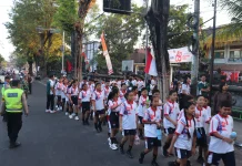 HUT ke-68 SMPN 2 Singaraja, Siswa Didorong Berani Bermimpi dan Berprestasi