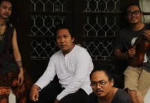 Empat Detik Sebelum Tidur, ketika Singaraja Menjadi Bunyi