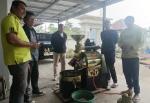 Tak Lagi Jual Biji Mentah, Petani Desa Pengejaran Mulai Olah Kopi Sangrai Mandiri