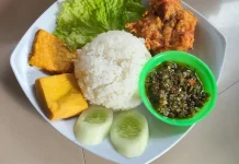 Bukan Sekadar Ayam Goreng, Ayam Kipas Tawarkan Sensasi Kuliner yang Berbeda