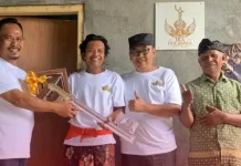 Peduli Warga, IKA Foursma Singaraja Gelar Program Bedah Rumah