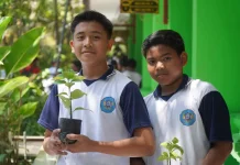 Dorong Siswa Peduli Lingkungan, Spenpraja Lakukan Kokurikuler Menanam Pohon