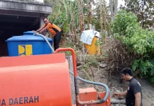 Terdampak Kekeringan, BPBD Buleleng Salurkan 7.000 Liter Air Bersih di Dua Desa