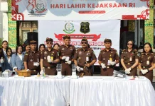 Kejari Buleleng Musnahkan Barang Bukti 35 Perkara