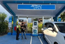 SPKLU PLN Singaraja Mudahkan Perjalanan Ibadah EV Menuju Bali