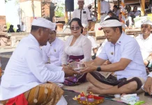 Pujawali Pura Dangkahyangan Rambut Siwi