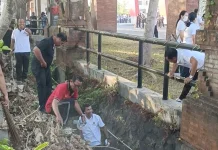Jaga Aset Daerah, ASN Jembrana Gotong Royong Rawat Terminal Cargo Kaliakah